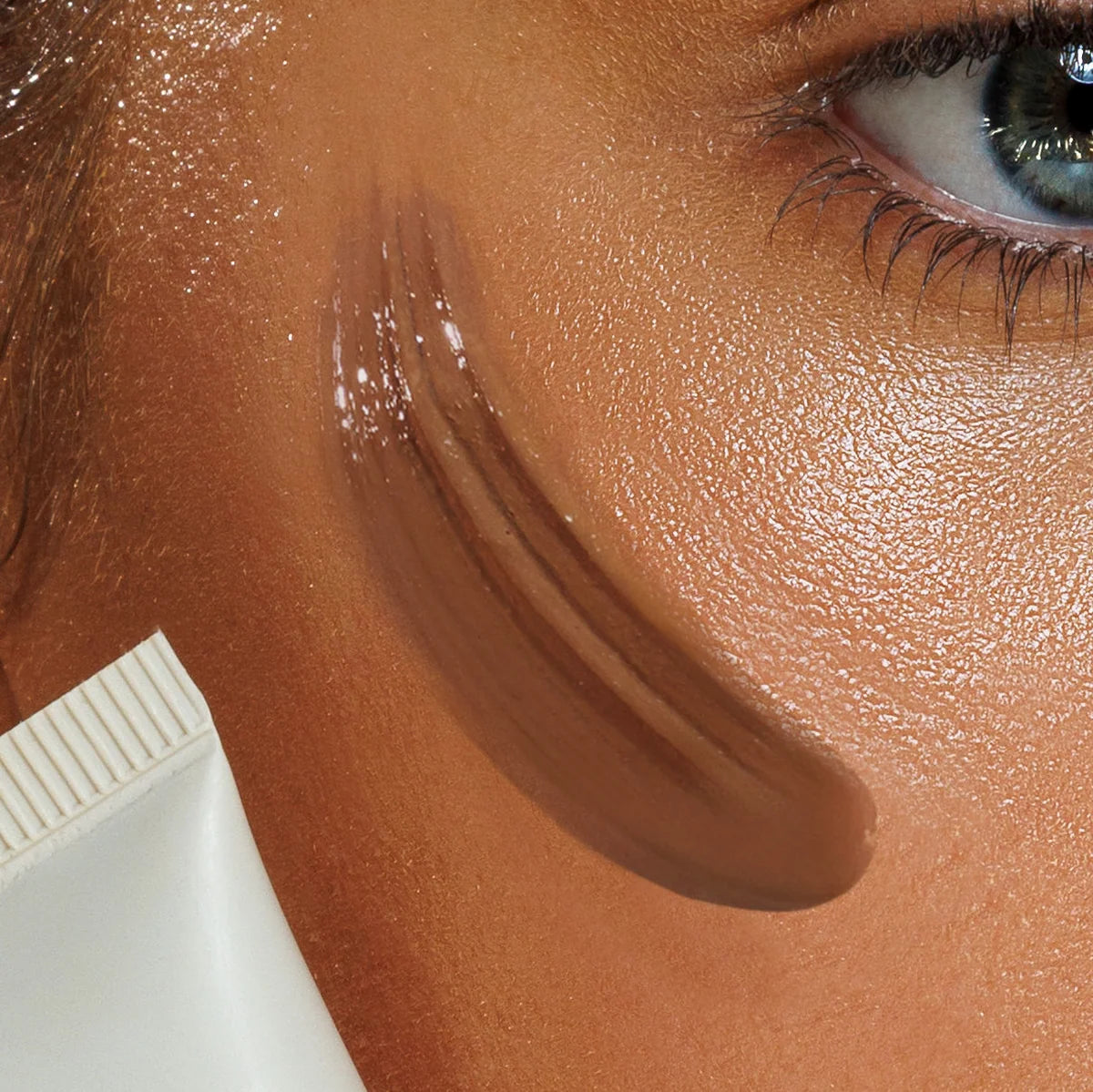 SPF 50 Natural Tinted Moisturiser - Dark