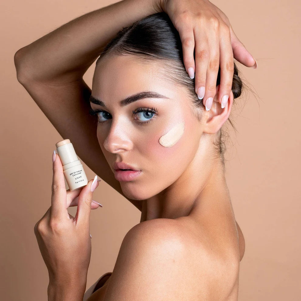 SPF 50 Natural Concealer: Light-Medium
